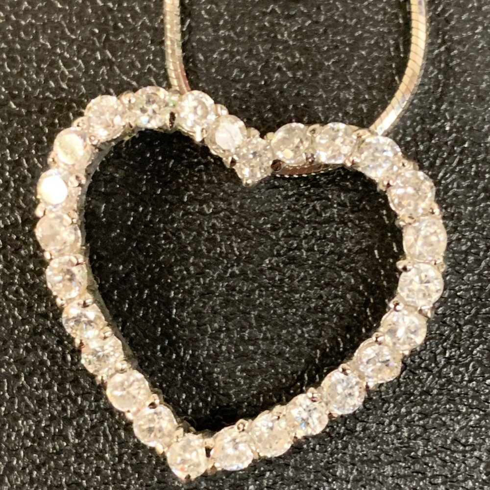CZ heart pendant on 20 inch 925 silver chain with